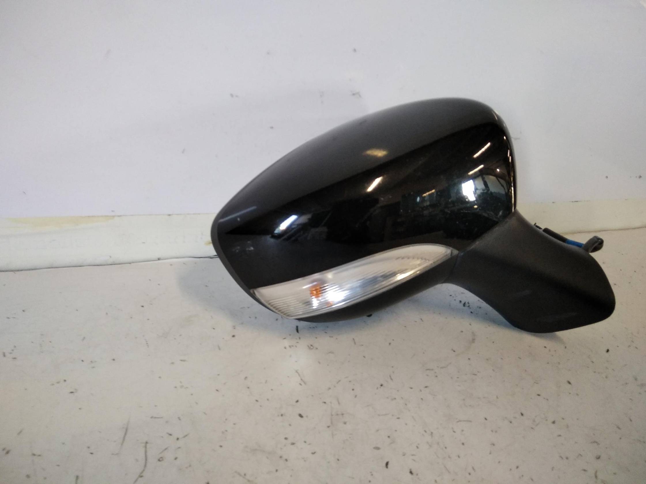 Retrovisore est. regolaz. elettr. dx.